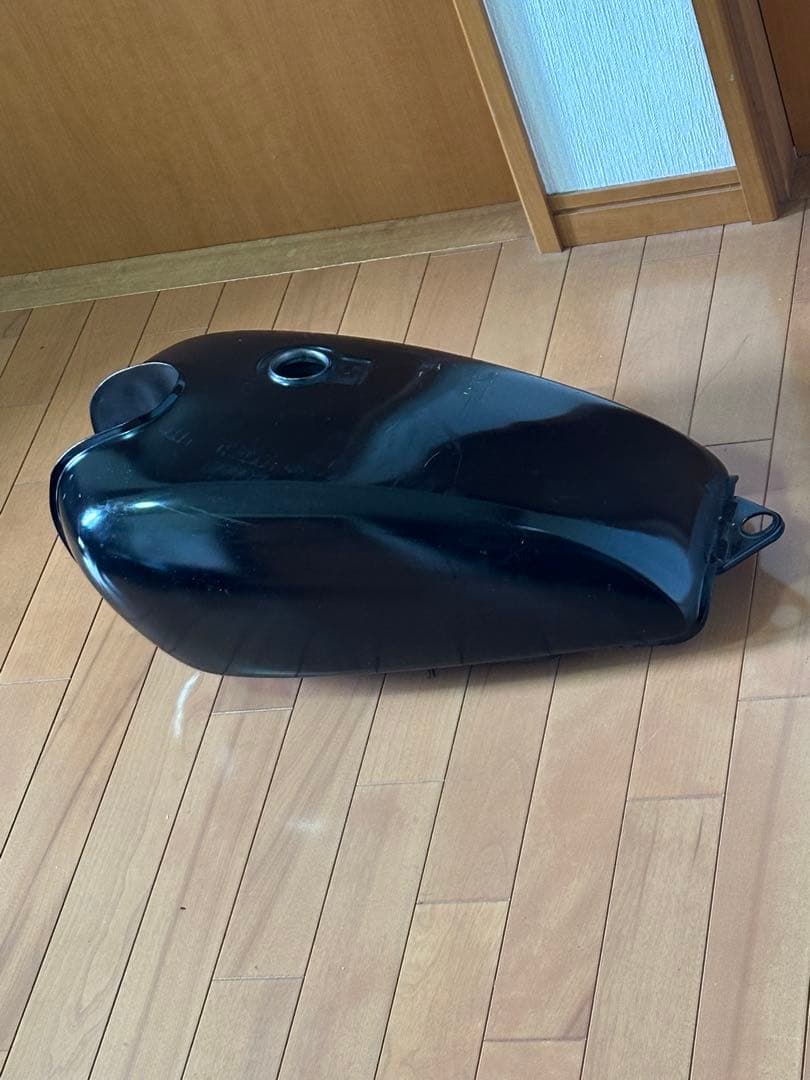 sr400用　2型純正タンク