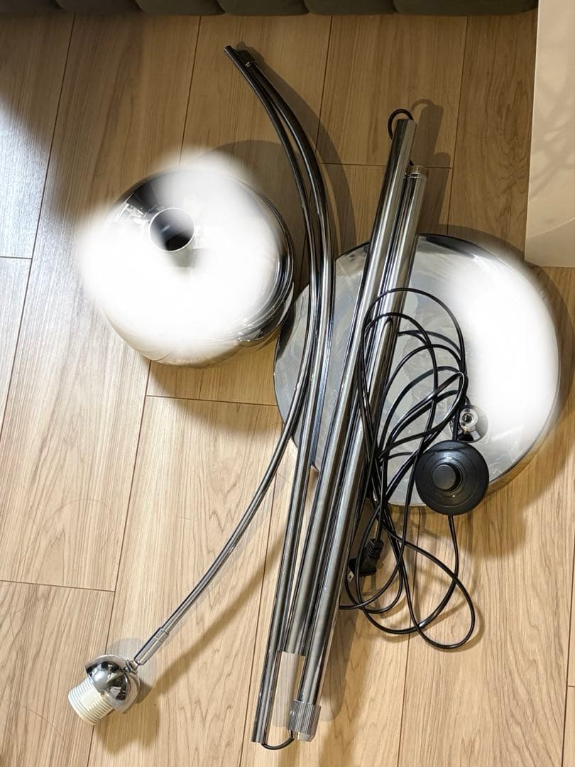 Dimmable アーチ型　フロアランプ　シルバー