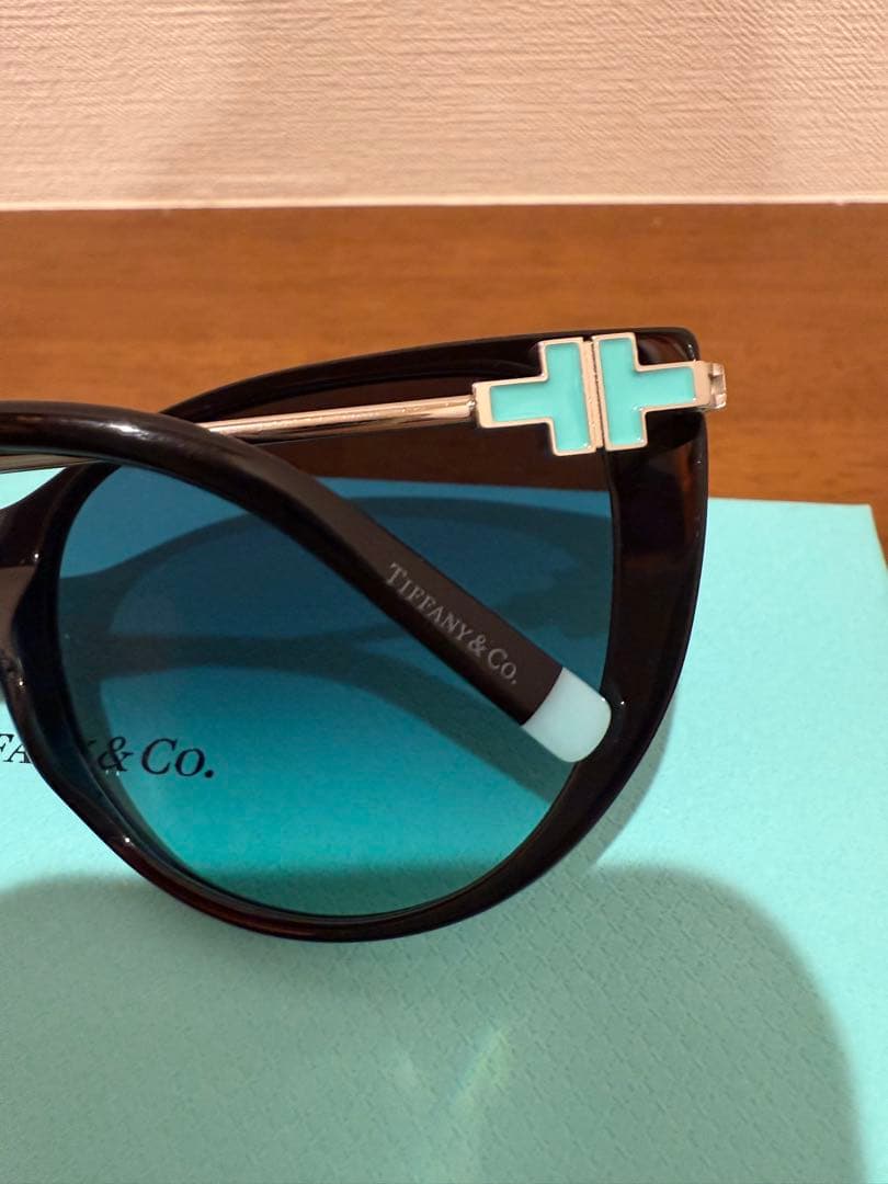 新品　プレゼントに　ティファニー サングラス フルフィット（アジアンフィット）