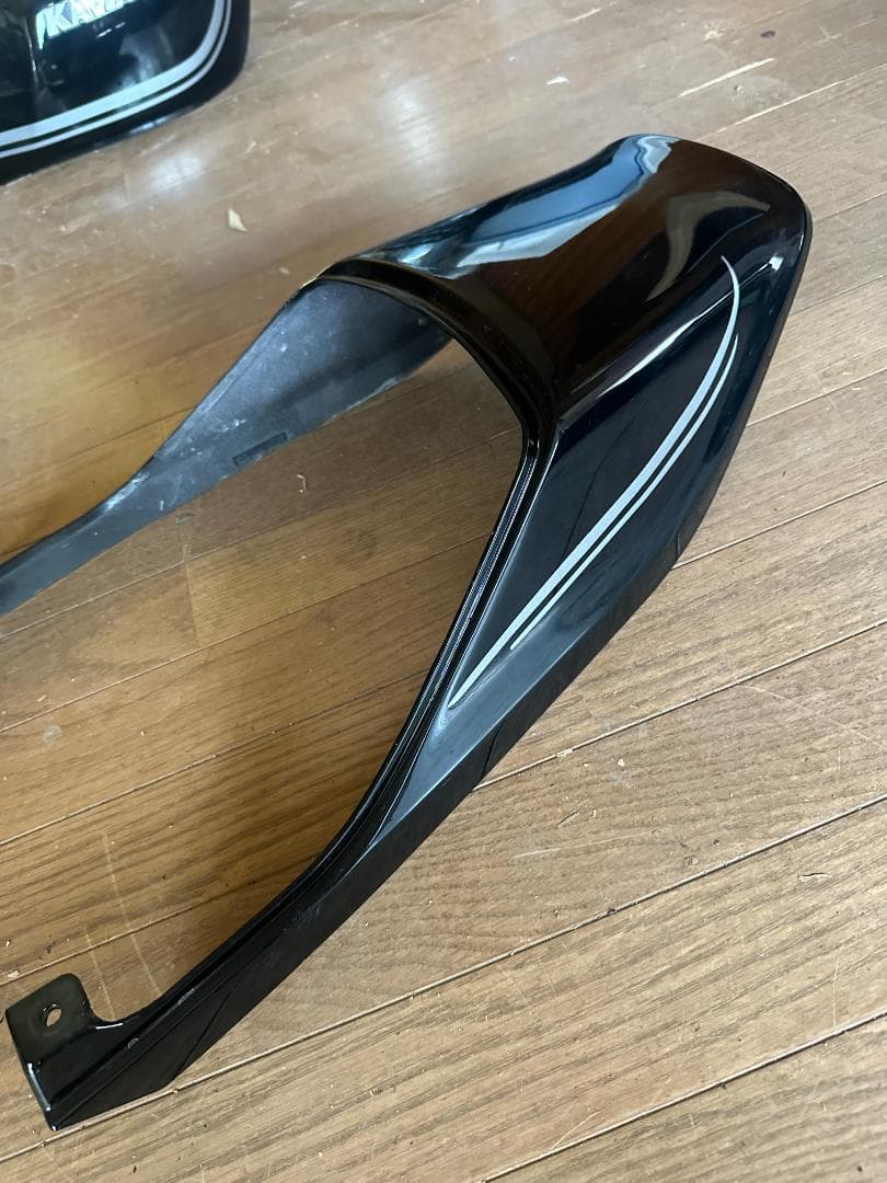 ゼファー400 外装セット 黒 タンク サイドカバー カウル