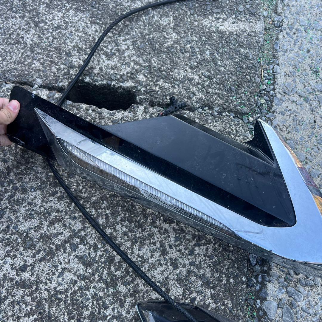 50プリウス前期モデリスタメッキデイライト右側です