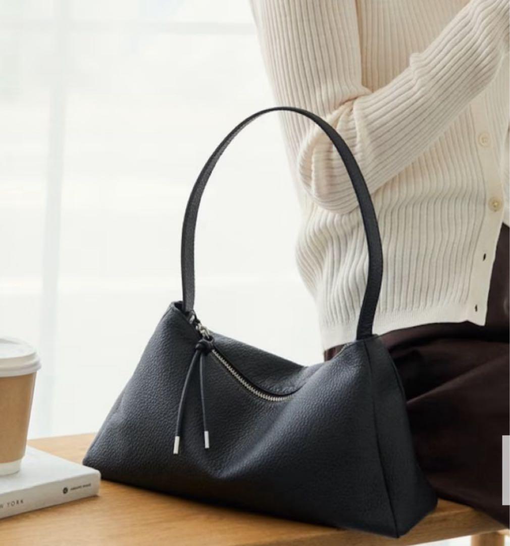 現行販売品！ラシット　レザー　2wayショルダーバッグ　ブラック