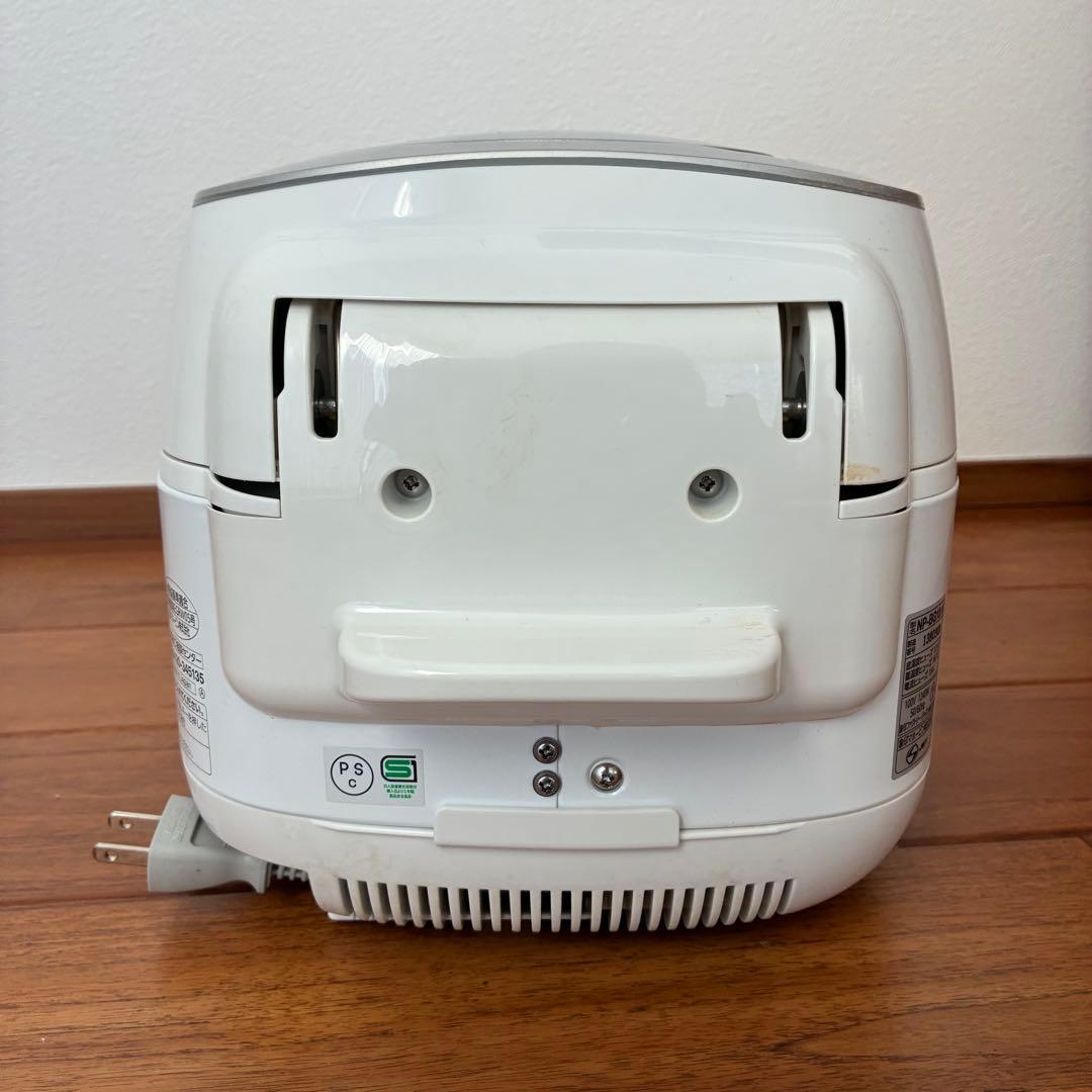 美品！ZOJIRUSHI 圧力IH炊飯ジャー 炊飯器 5.5合 NP-BG10