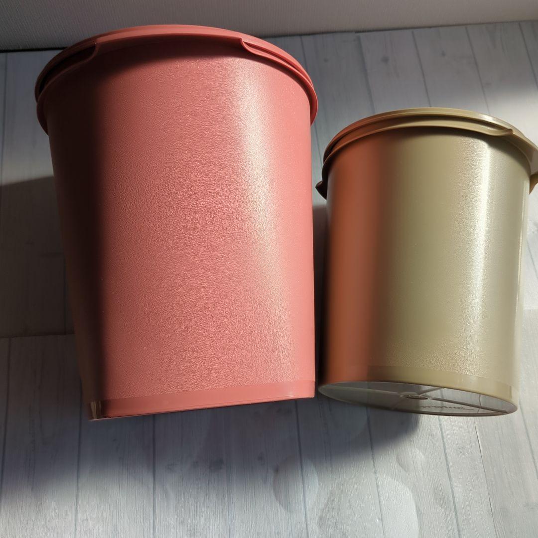 新品Tupperware.タッパーウェア-マキシクイ-ンデコレ-タ−.保存容器