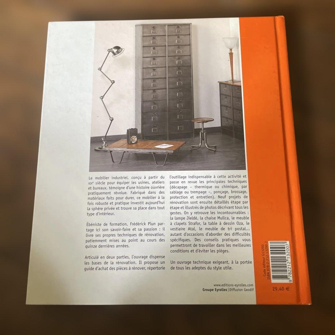 アート・デザイン・音楽 Livre renover mobilier industriel