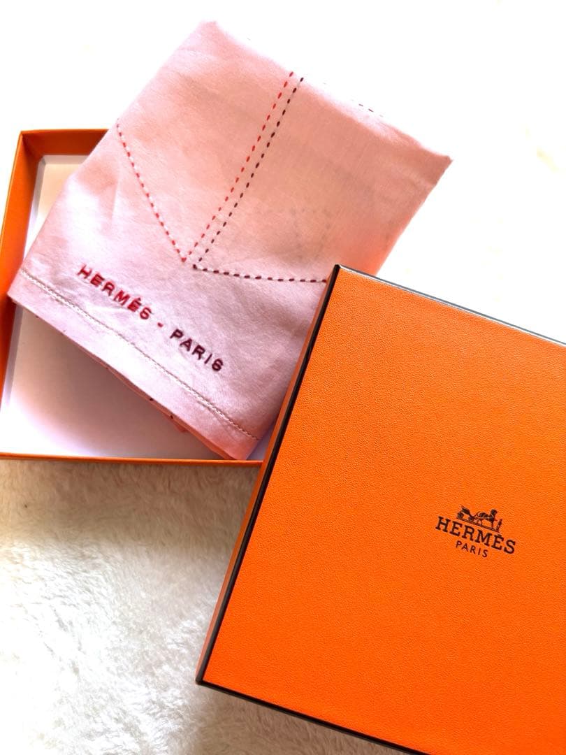 HERME'S エルメス ハンカチ ステッチ 刺繍　極美品