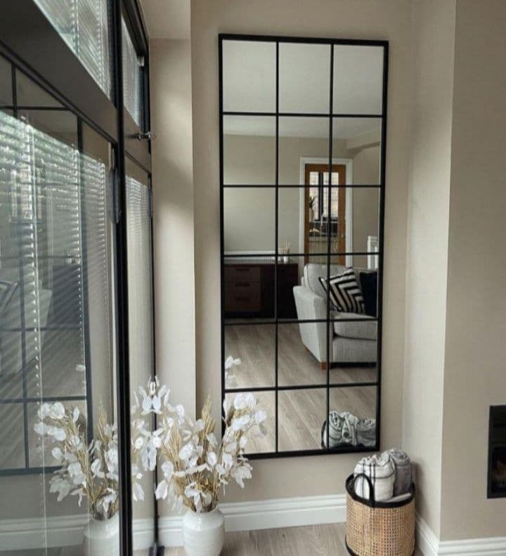 グリッドデザイン 壁掛け鏡 黒・白