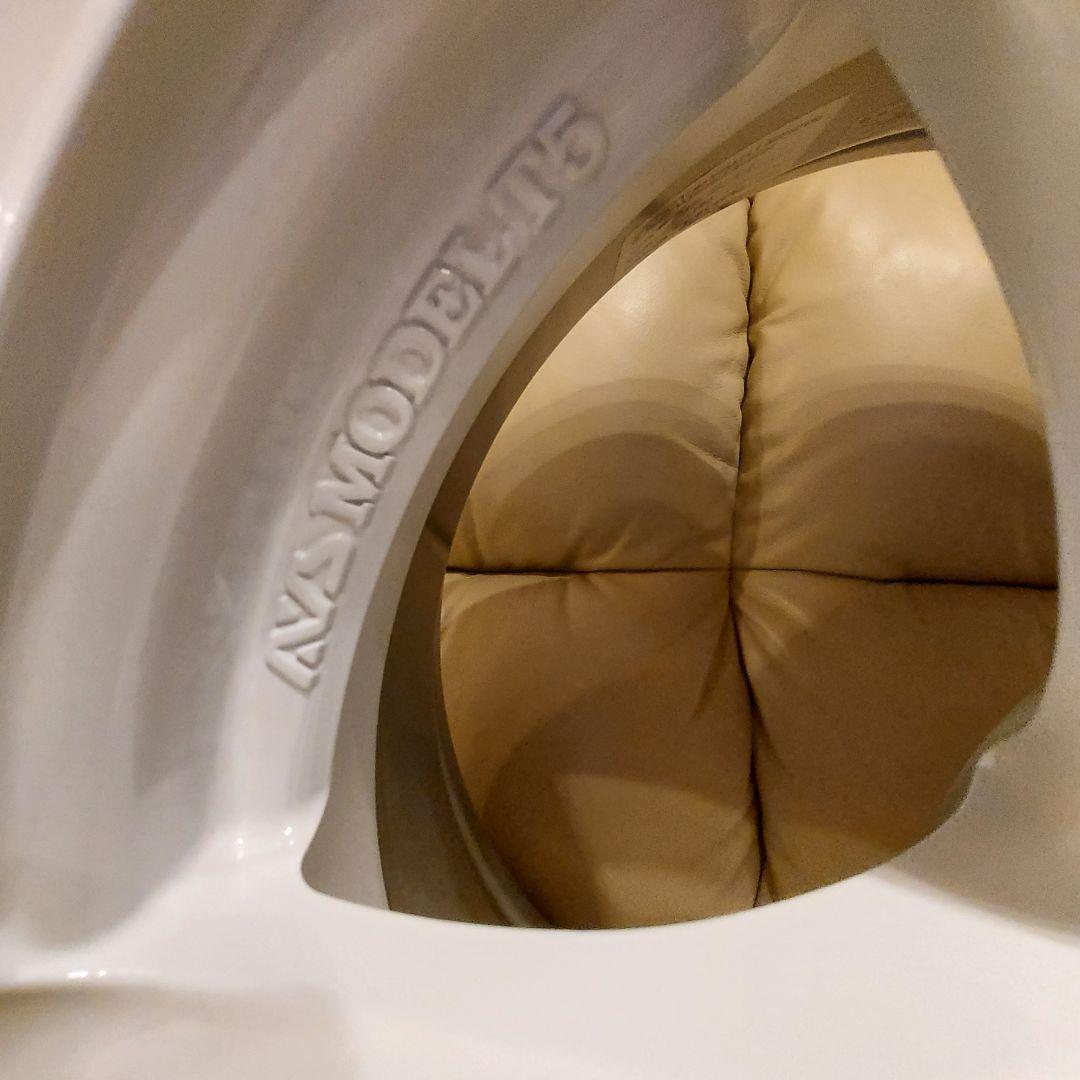 AVSモデルT5 廃盤 希少ホワイト送料込！　30　50プリウス　BRZ86