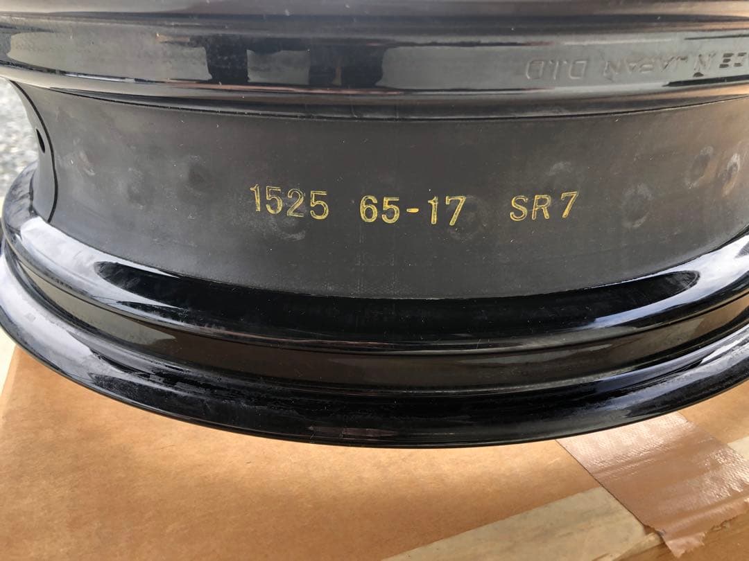 FXDB 09年　純正ホイール