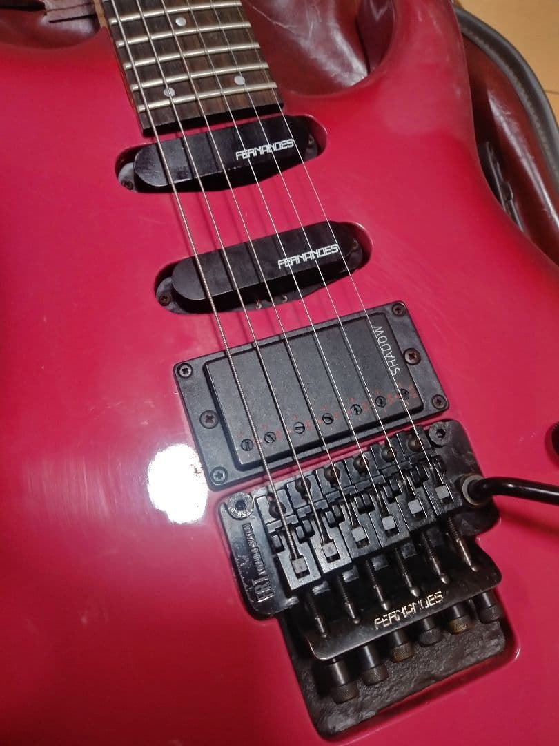 FERNANDES　フェルナンデス FR-75？ SHADOW ピックアップ