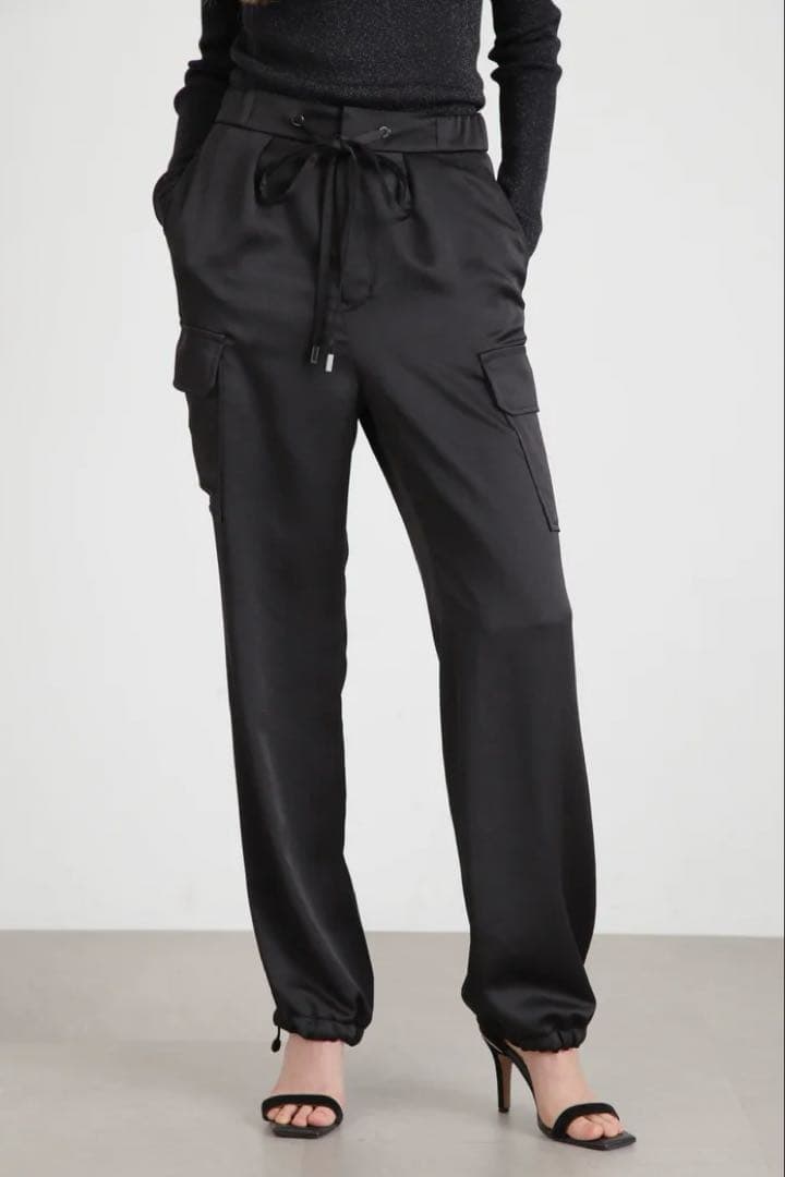 【新品】ピンキーアンドダイアン◆サテンカーゴパンツ ブラック 38