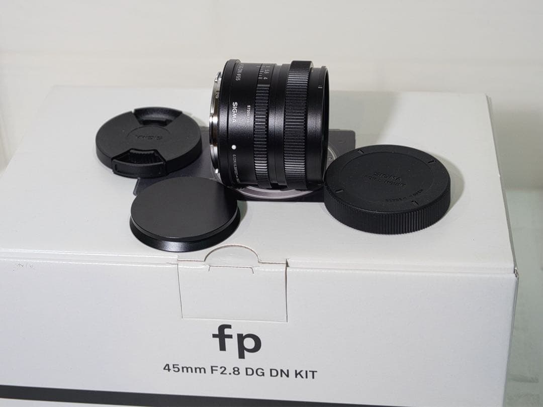 SIGMA 17mm F4 DG DN 単焦点レンズ　ライカLマウント