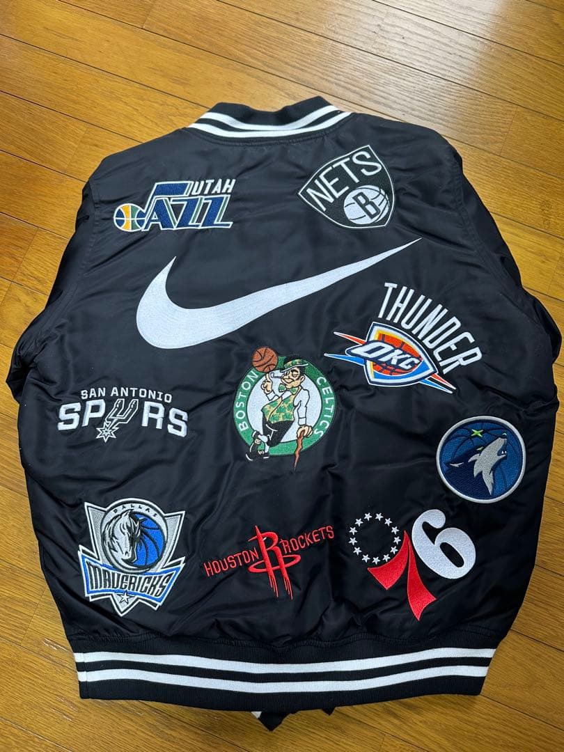 Nike Supreme NBAスタジャン ブラック Sサイズ