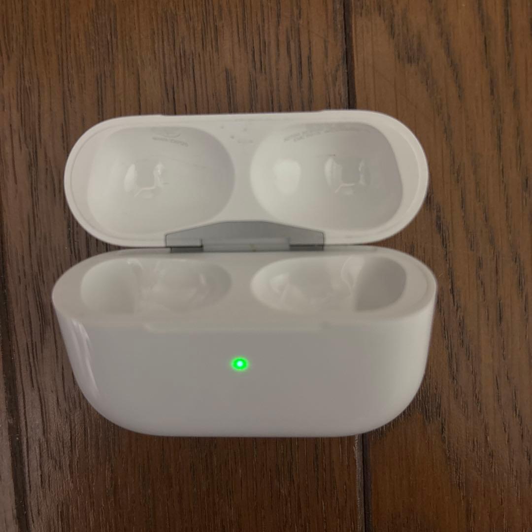 【美品】AirPodsPro（第2世代）Lightning端子　正規品