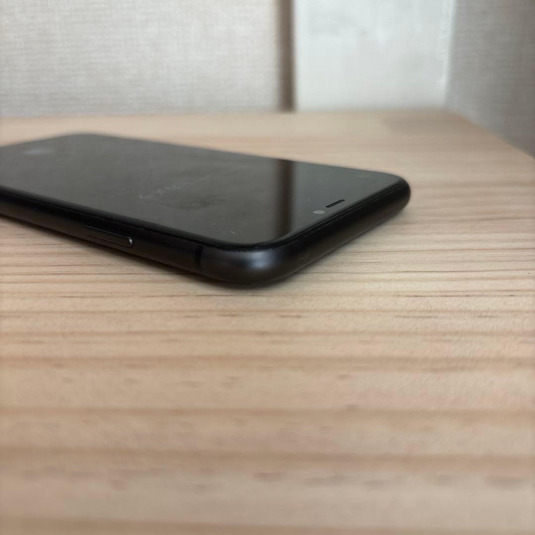 津*田様 iPhone11 128gb