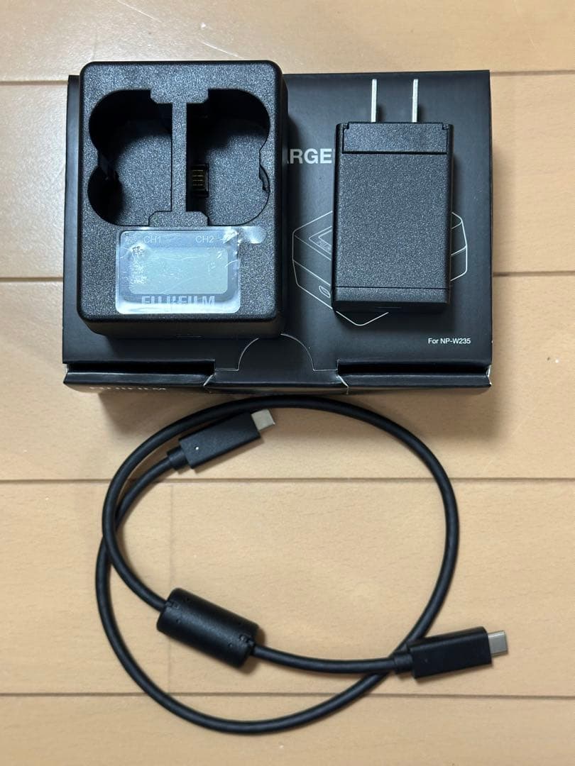 いうちろ　FUJIFILM デュアル充電器&バッテリーセットBC-W235