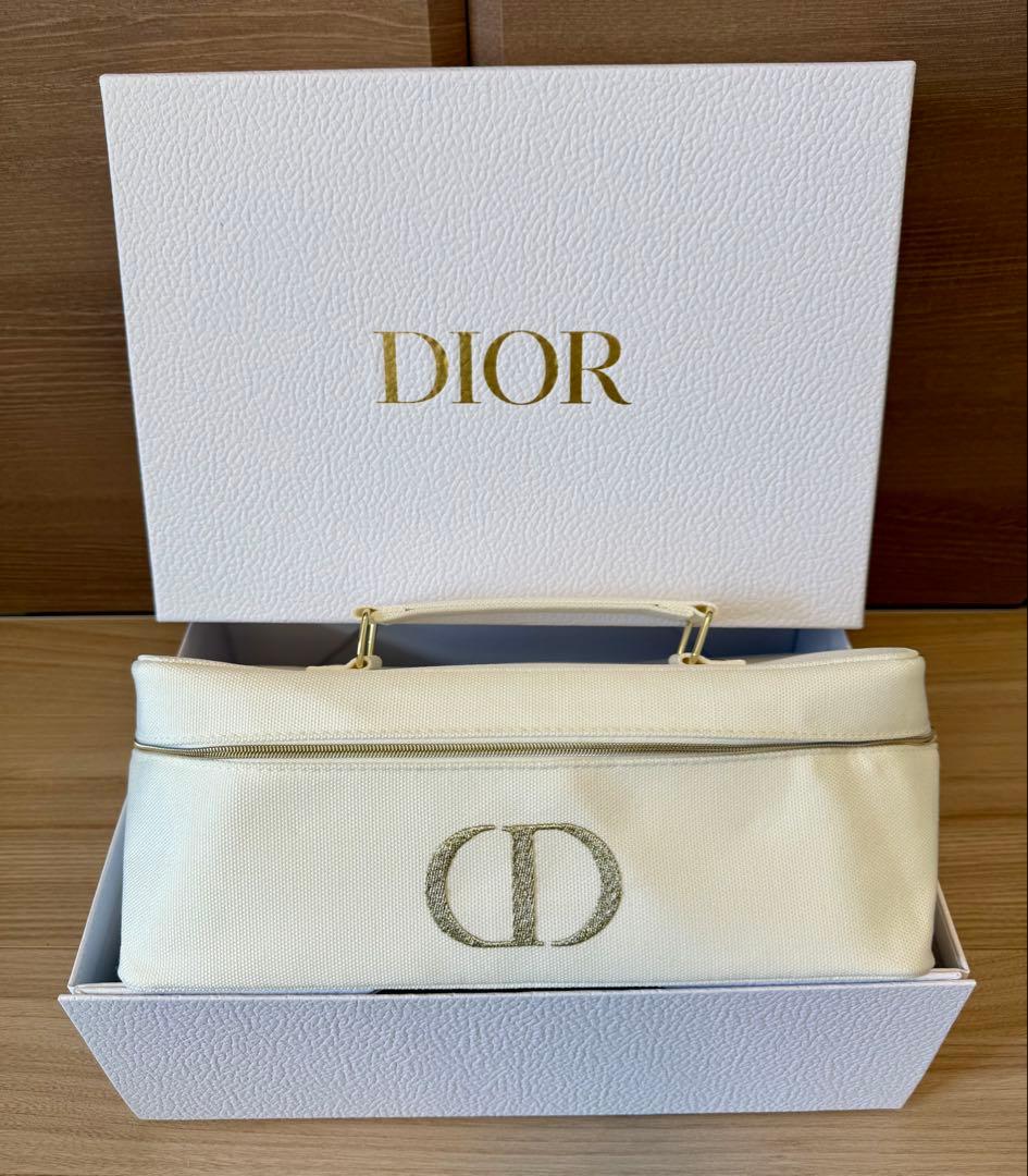 Dior ディオール ノベルティ バニティ アイマスク シュシュ コットンケース