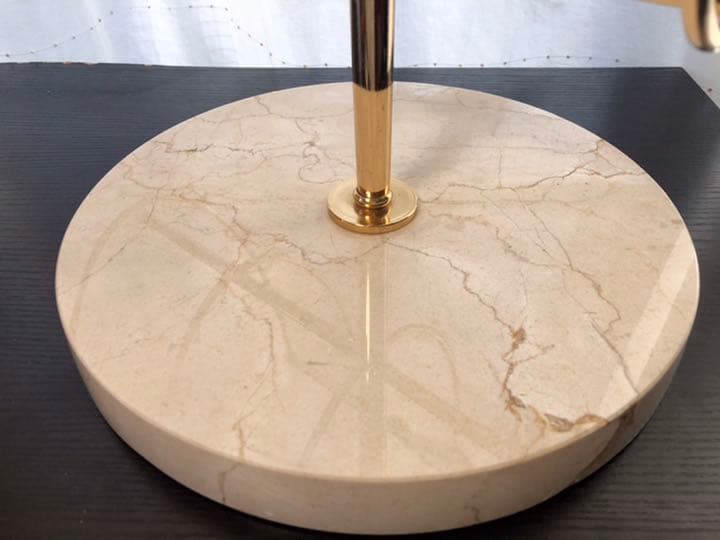 マガジンラック　大理石　メタル　輸入家具　輸入雑貨　送料込み