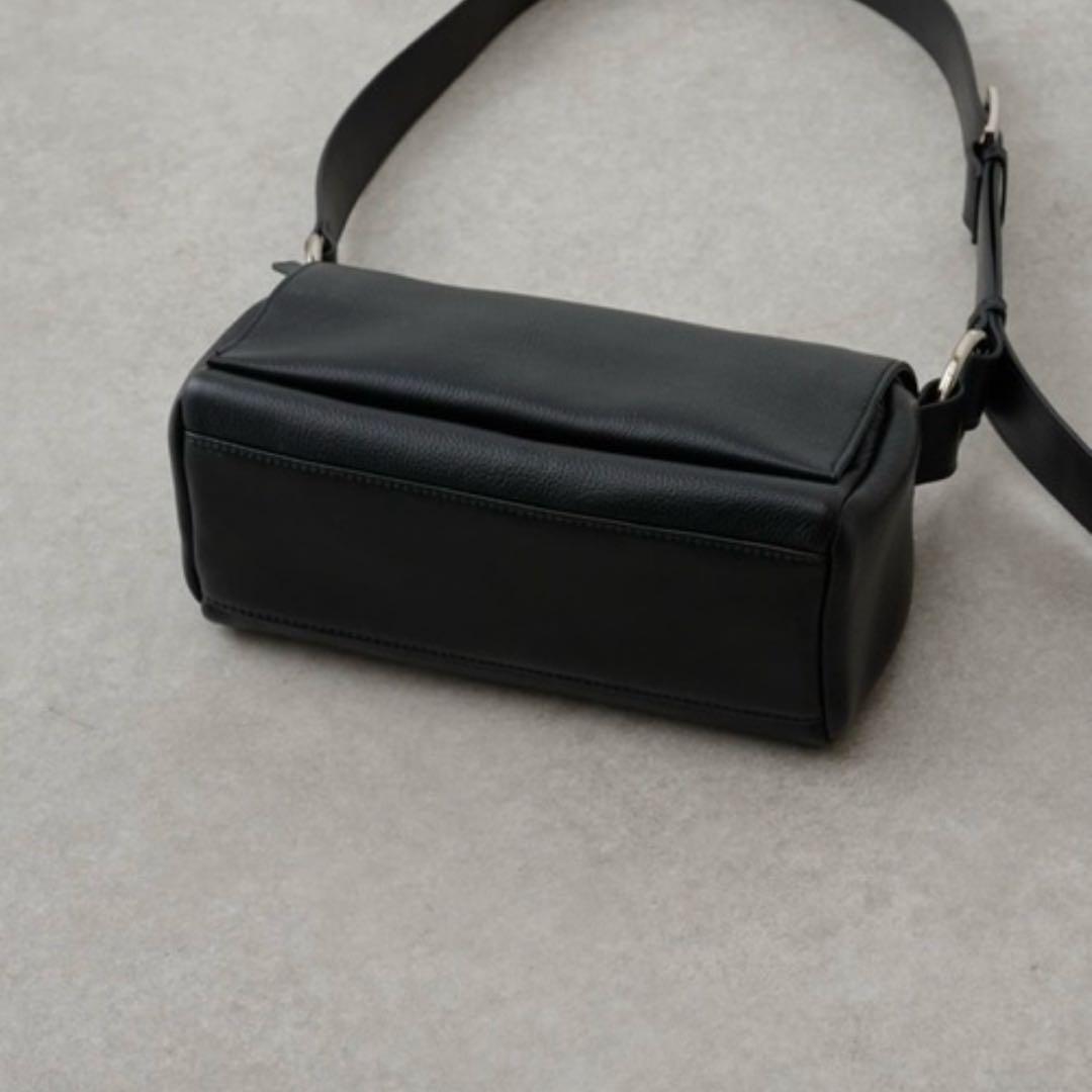 【美品】ビアズリー ボディバッグ ブラック