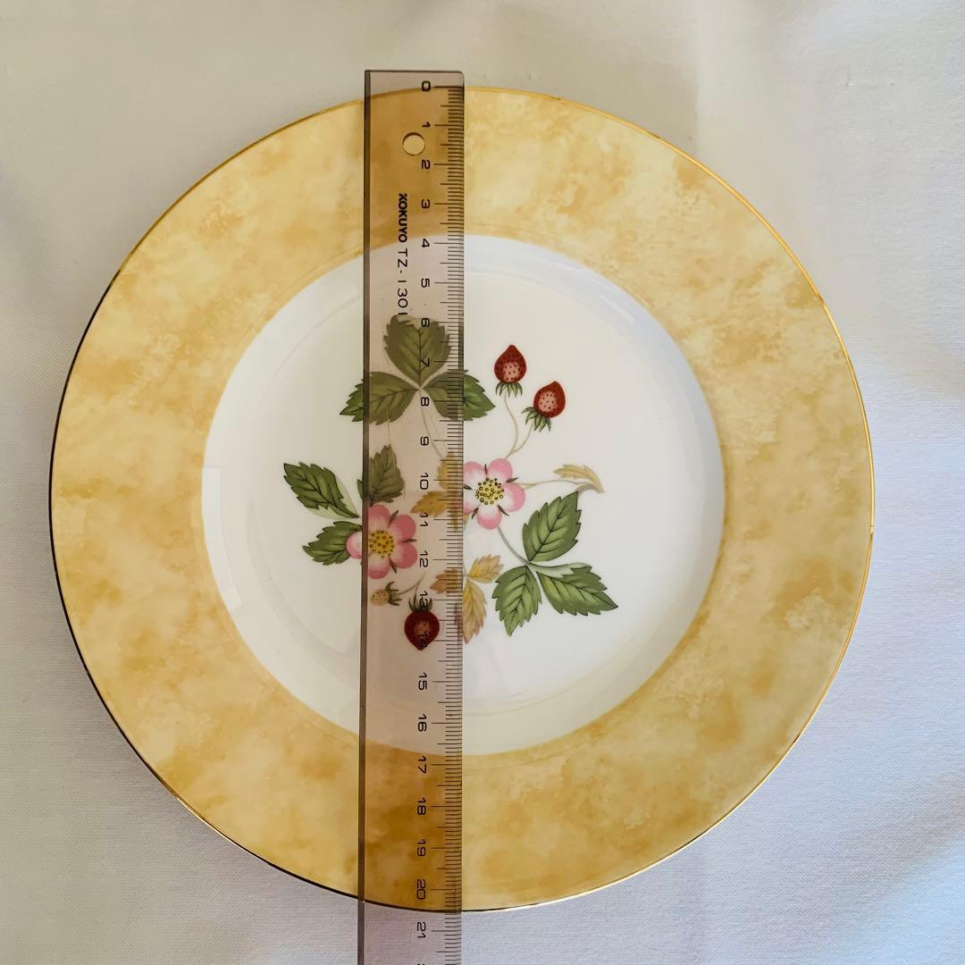 【美品】ウェッジウッド ワイルドストロベリー フルリムプレート５色セット