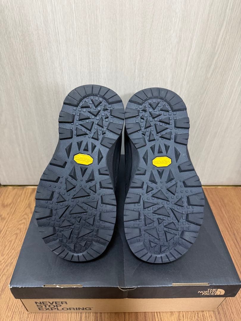 靴 THE NORTH FACE Nuptse Bootie Short 23cm