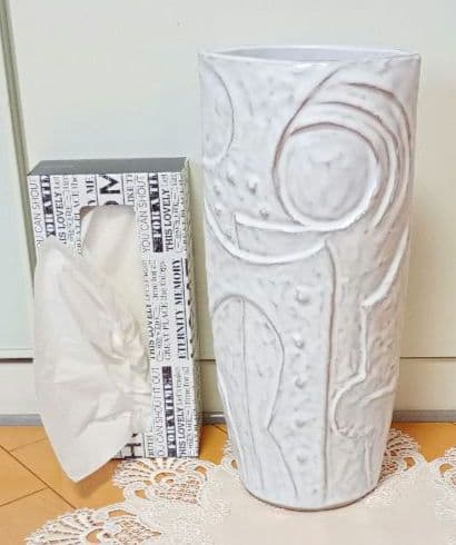 hana　ホワイト 陶器製 円筒形花瓶　作家物