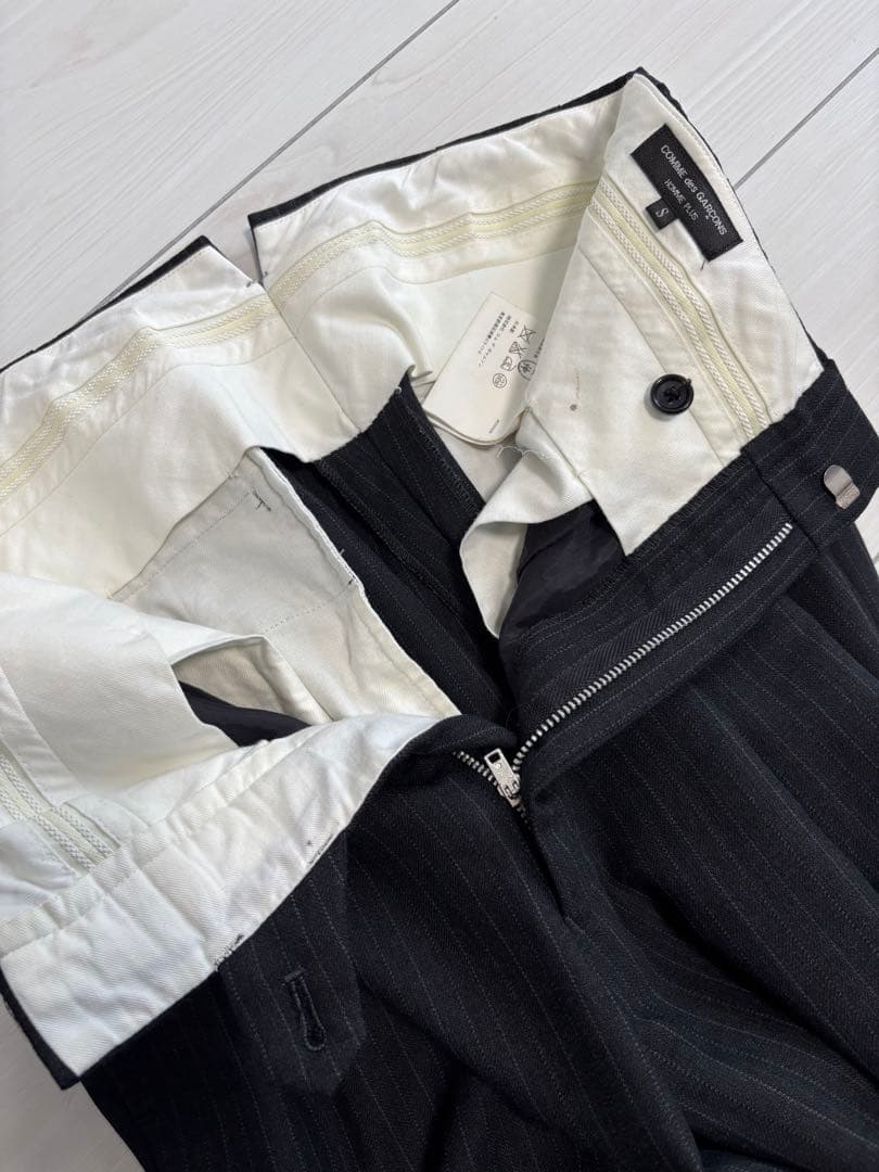 COMME des ギャルソン plus ウール ストライプ スラックス パンツ