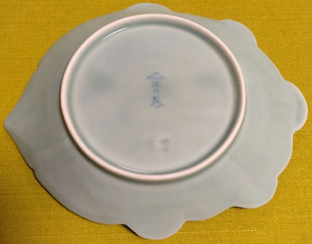 ✨最終価格 廃番品✨ 深川製磁 亀 皿 ２枚 六角 千彫 小鉢 ２個 青磁