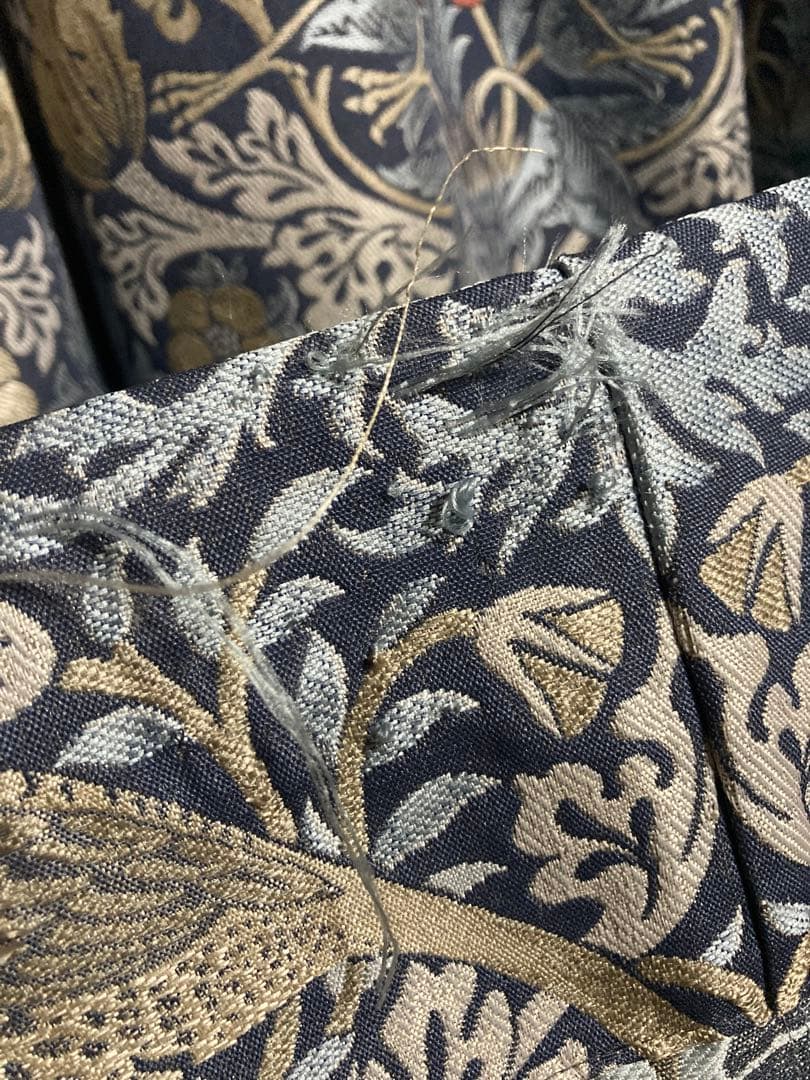 いちご泥棒ドレープカーテンと刺繍レースのセット窓の大きさ横160縦210用