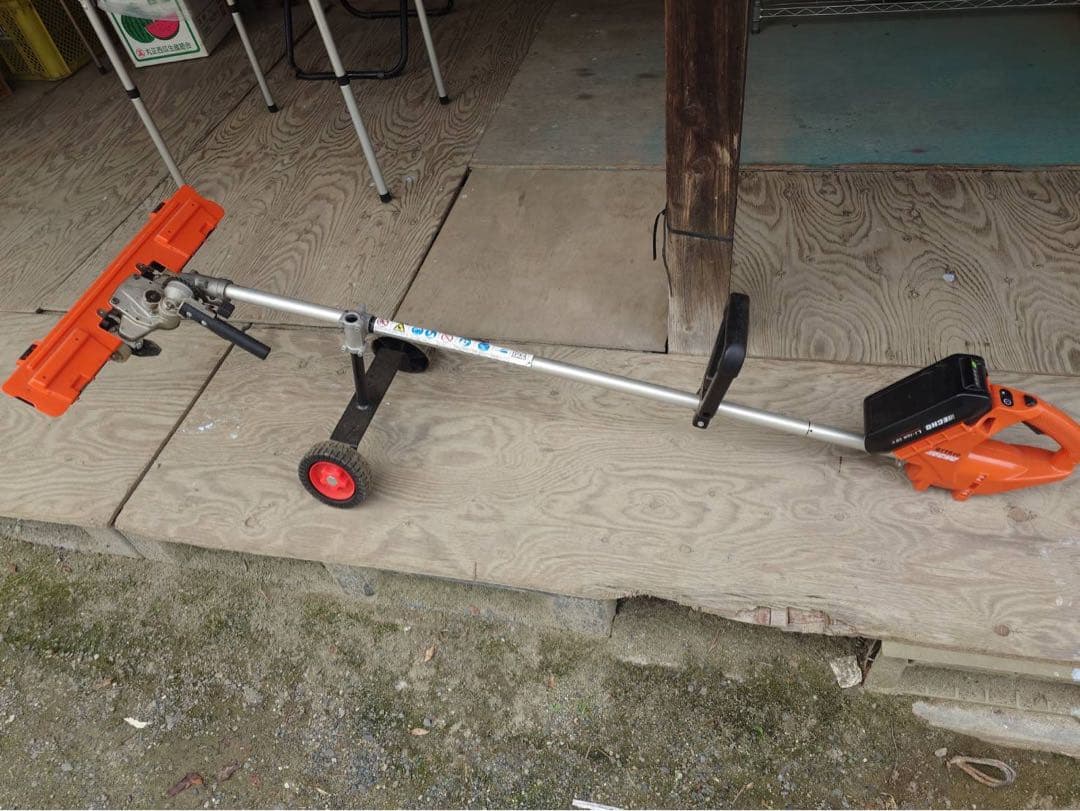 エコー　50Vバッテリー T字型バリカン　BTT510 ECHO 草刈り機