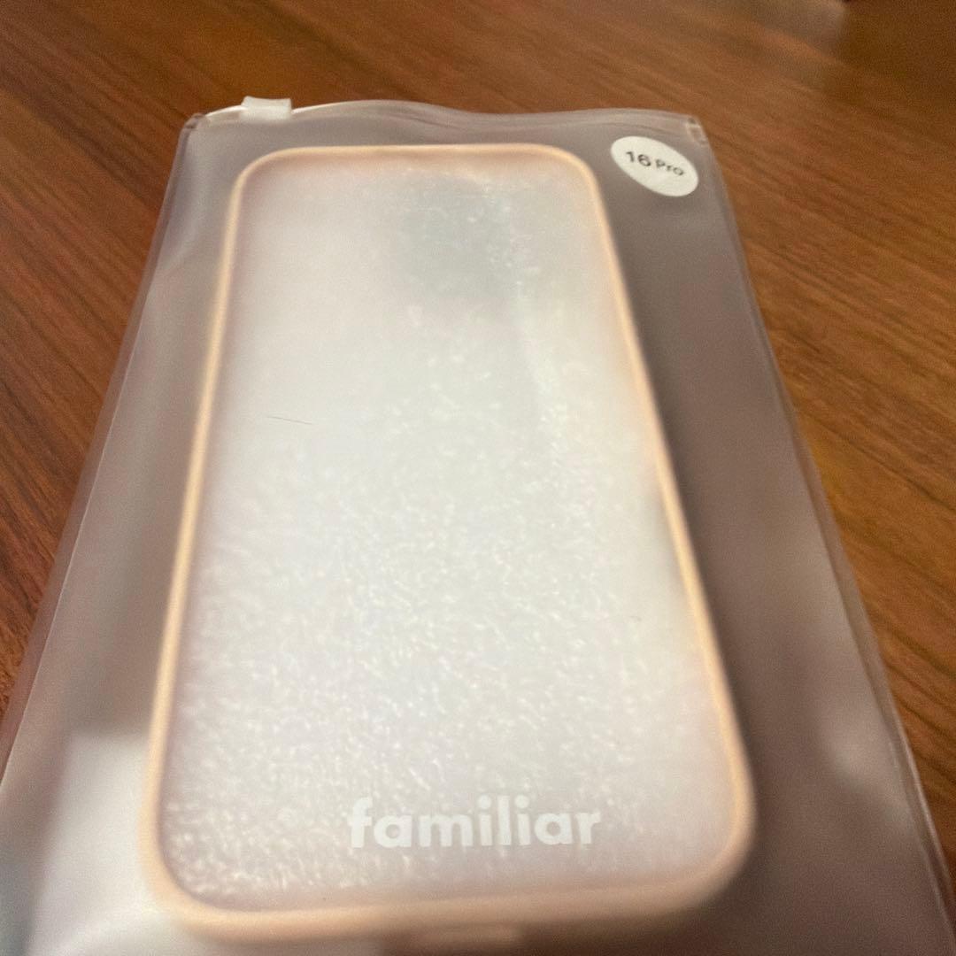 新品未使用 familiar iPhone 16 Pro用ケース ピンク