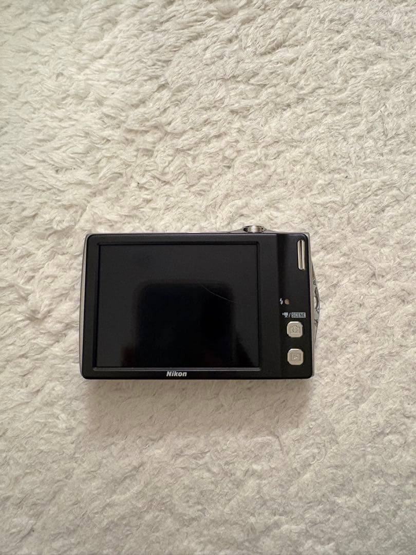 Nikon COOLPIX s4000シルバー