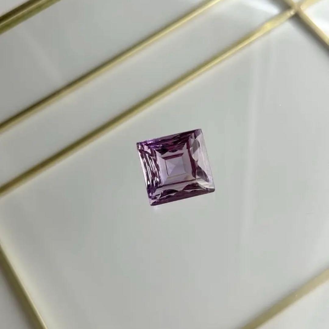 宝石質アメジスト レーザーカット ルース　インテリア　置物